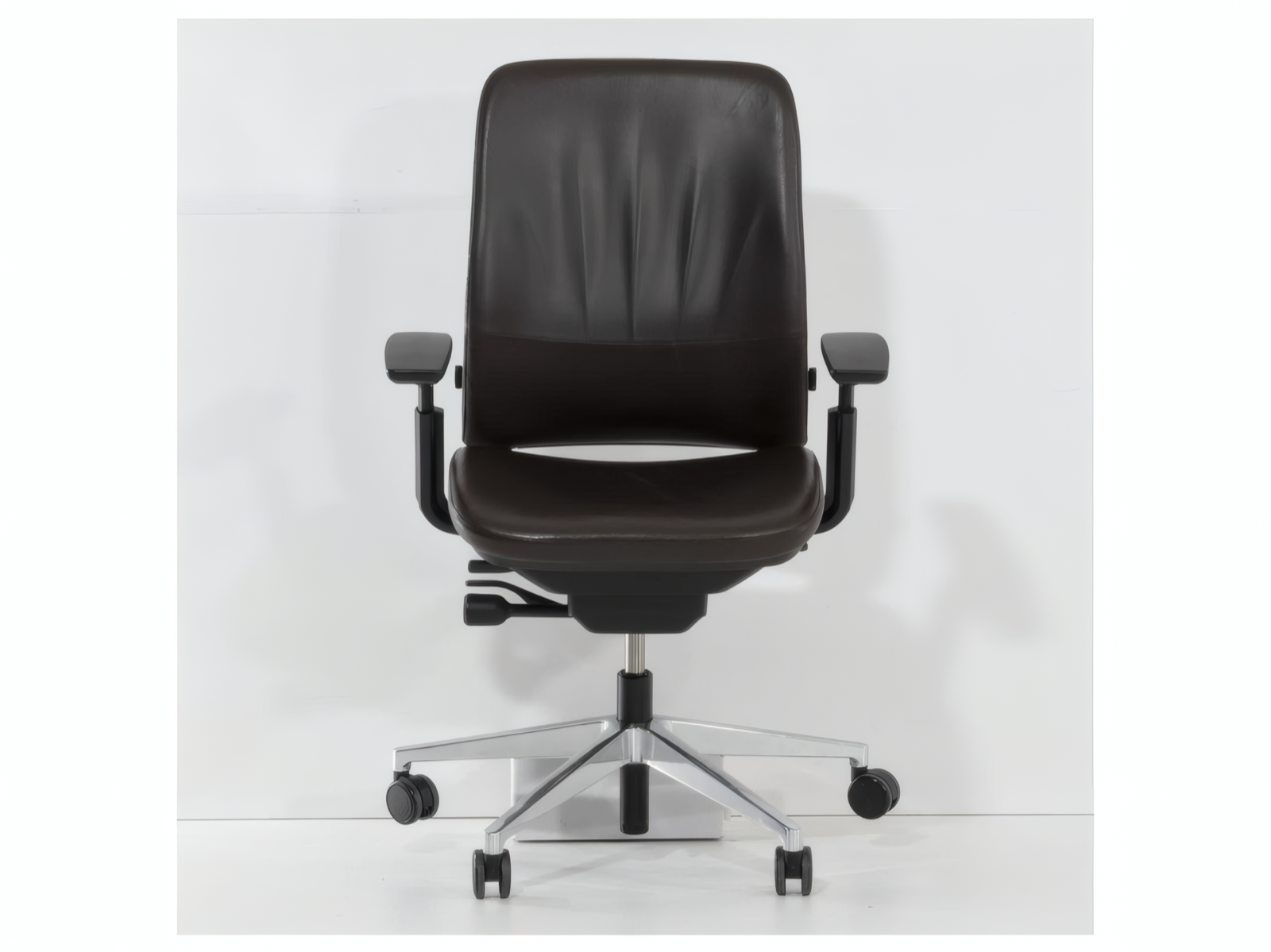 STEELCASE Amia Bürodrehstuhl, Leder Braun, Alu-Fußkreuz